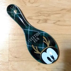 Disney Mickey Mouse Christmas Yuletide Fun Ceramic Spoon Rest Spatula Rest